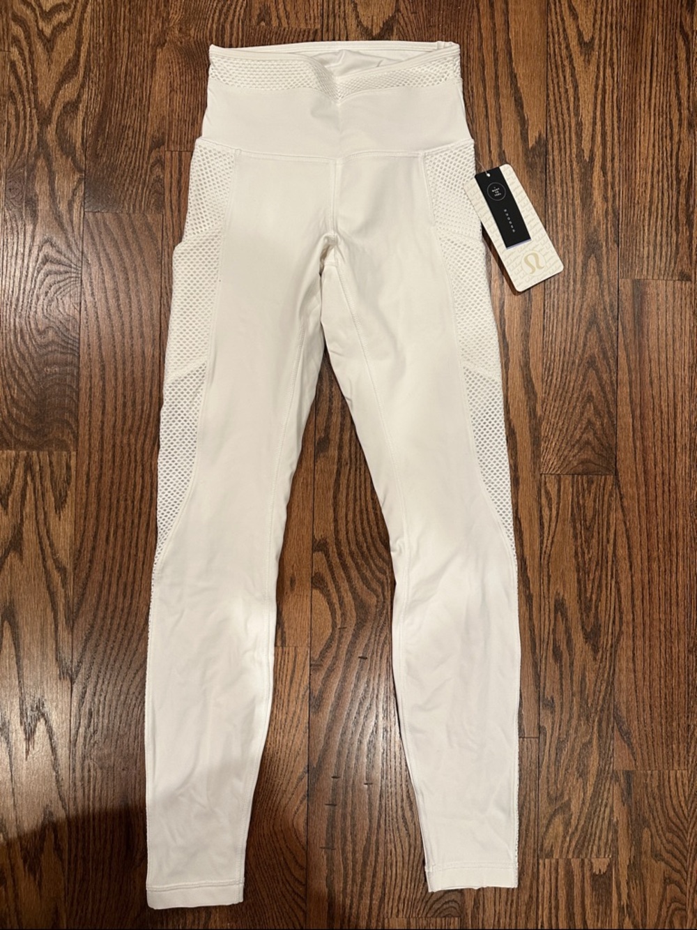 Lululemon Rare Keep Score Tight NWT